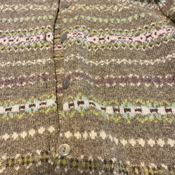 VINTAGE GAP Gray Lambswool Cardigan - Picture 3 of 3